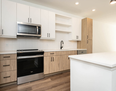 17727 Addison Road - Photo Thumbnail 85