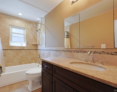 25 Hollywood Drive - Photo Thumbnail 22