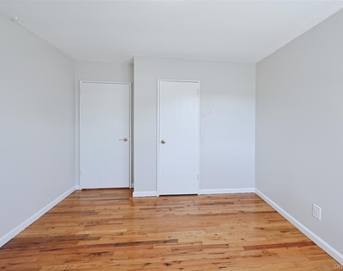 25 Hollywood Drive - Photo Thumbnail 29