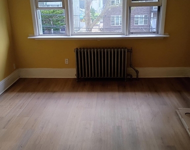 9515 93rd Street - Photo Thumbnail 6