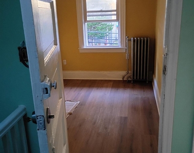 9515 93rd Street - Photo Thumbnail 1