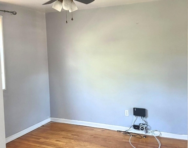 23424 133rd Avenue - Photo Thumbnail 5