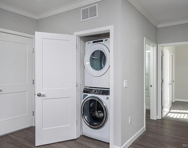 116 Searing Avenue - Photo Thumbnail 3