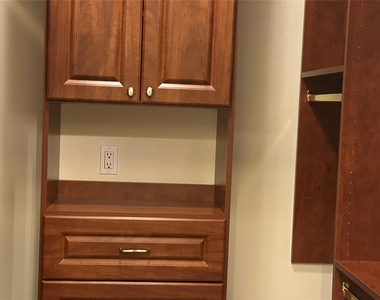 207 Maytime Drive - Photo Thumbnail 8