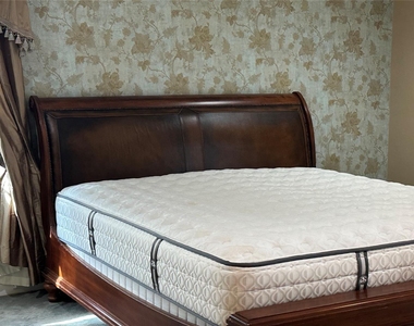 207 Maytime Drive - Photo Thumbnail 7