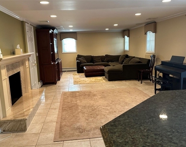 207 Maytime Drive - Photo Thumbnail 17