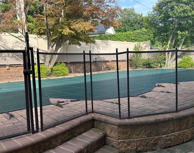 207 Maytime Drive - Photo Thumbnail 13