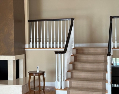 207 Maytime Drive - Photo Thumbnail 5