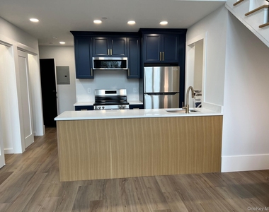 42 N Main Street - Photo Thumbnail 1