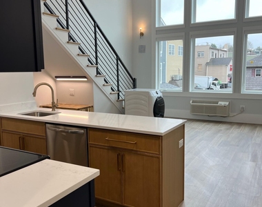 42 N Main Street - Photo Thumbnail 4