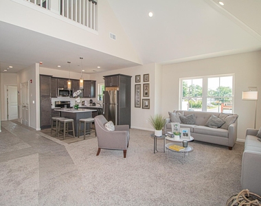 312 Ashley Court Avenue - Photo Thumbnail 16