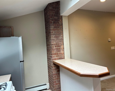 68 Ramapo Road - Photo Thumbnail 7