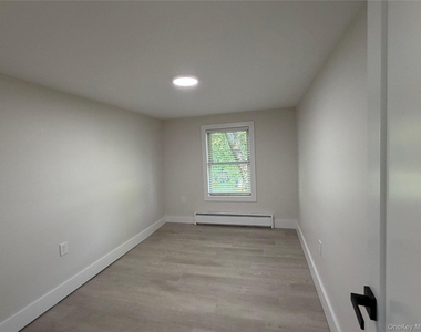 1445 Burlingham Road - Photo Thumbnail 20