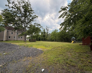 1445 Burlingham Road - Photo Thumbnail 27