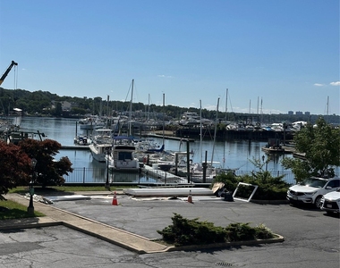 7807 Shore Road - Photo Thumbnail 15