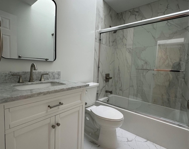 7807 Shore Road - Photo Thumbnail 12