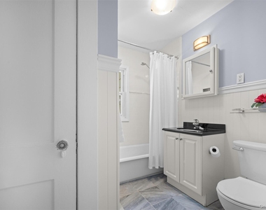 171 Taft Crescent - Photo Thumbnail 10