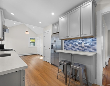 171 Taft Crescent - Photo Thumbnail 8