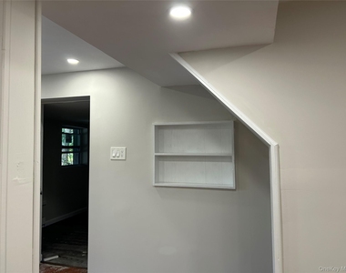 11 Ann Place - Photo Thumbnail 13