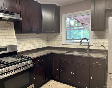 11 Ann Place - Photo Thumbnail 1
