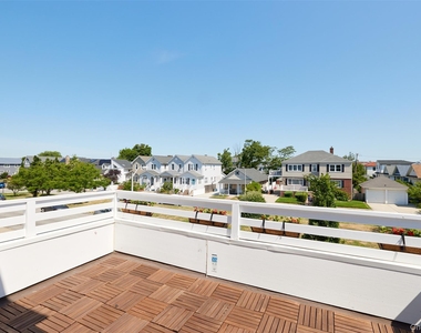 412 W Hudson Street - Photo Thumbnail 13