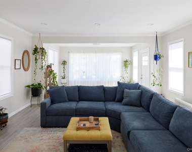 412 W Hudson Street - Photo Thumbnail 4
