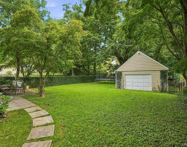 172 Grand Street - Photo Thumbnail 24