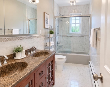 185 Bennett Avenue - Photo Thumbnail 1