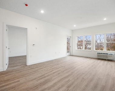 306 Bluestone Court - Photo Thumbnail 29