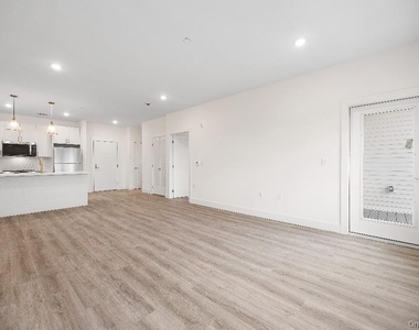 306 Bluestone Court - Photo Thumbnail 30