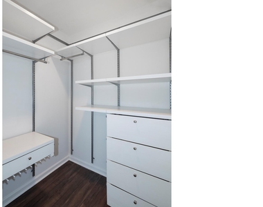 613 Dolphin Lane - Photo Thumbnail 8
