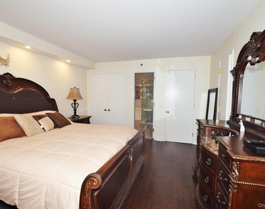 111 Cherry Valley Avenue - Photo Thumbnail 16