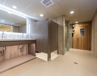 111 Cherry Valley Avenue - Photo Thumbnail 22