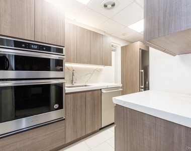 111 Cherry Valley Avenue - Photo Thumbnail 25