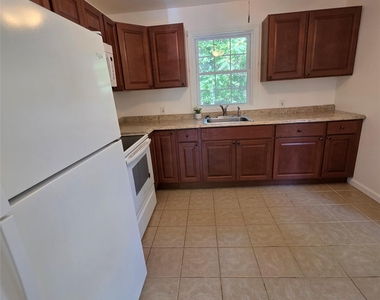 45 Christian Avenue - Photo Thumbnail 3