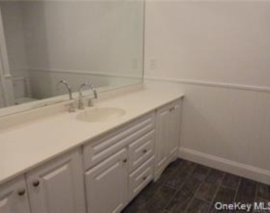 11 Hudson Pt Lane - Photo Thumbnail 11