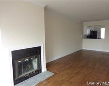 11 Hudson Pt Lane - Photo Thumbnail 5