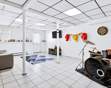 21 Darin Road - Photo Thumbnail 27