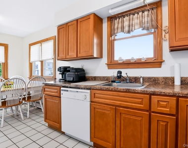 21 Darin Road - Photo Thumbnail 11