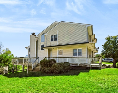 21 Darin Road - Photo Thumbnail 2