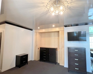 26 East Parkway - Photo Thumbnail 1