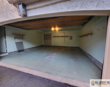12 Carriage Place - Photo Thumbnail 26