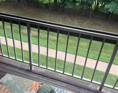 18 Deanna Drive - Photo Thumbnail 8