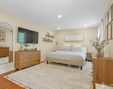 49 Ochs Avenue - Photo Thumbnail 19