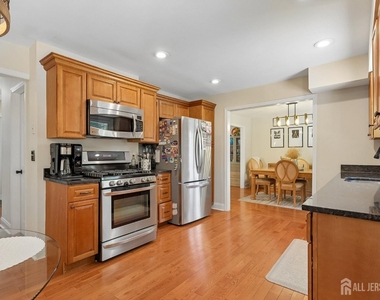 49 Ochs Avenue - Photo Thumbnail 11