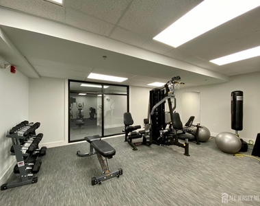 22 Center Street - Photo Thumbnail 8