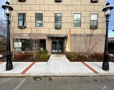 22 Center Street - Photo Thumbnail 1