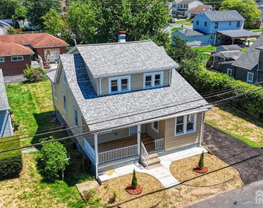 16 Gordon Street - Photo Thumbnail 46