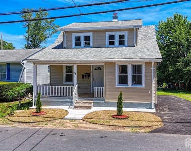 16 Gordon Street - Photo Thumbnail 48