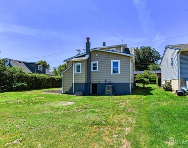 16 Gordon Street - Photo Thumbnail 52